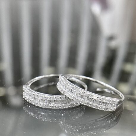 WG BAGUETTES RING PIC 1